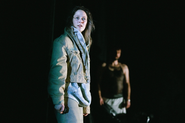 Nora oder Wie man das Herrenhaus kompostiert

© Marcella Ruiz Cruz 